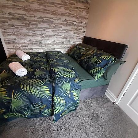 Fabulous Holiday Home - Sleeps 6 비숍오클랜드 외부 사진