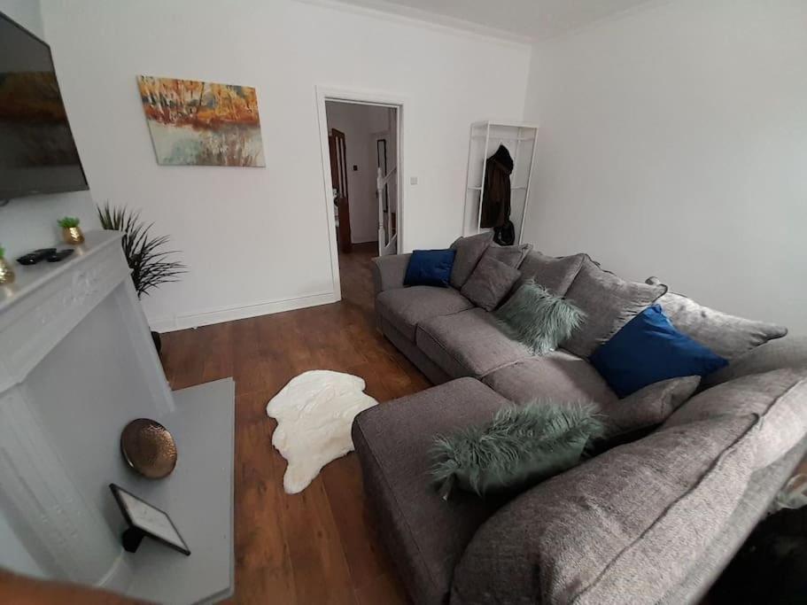 Fabulous Holiday Home - Sleeps 6 비숍오클랜드 외부 사진
